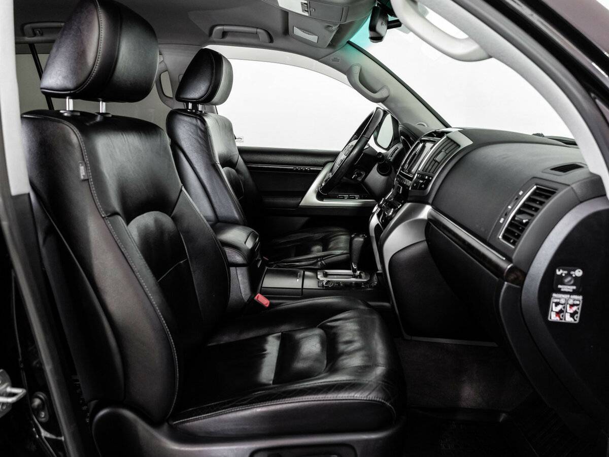 Toyota Land Cruiser 2012 года с пробегом. Фото: #17