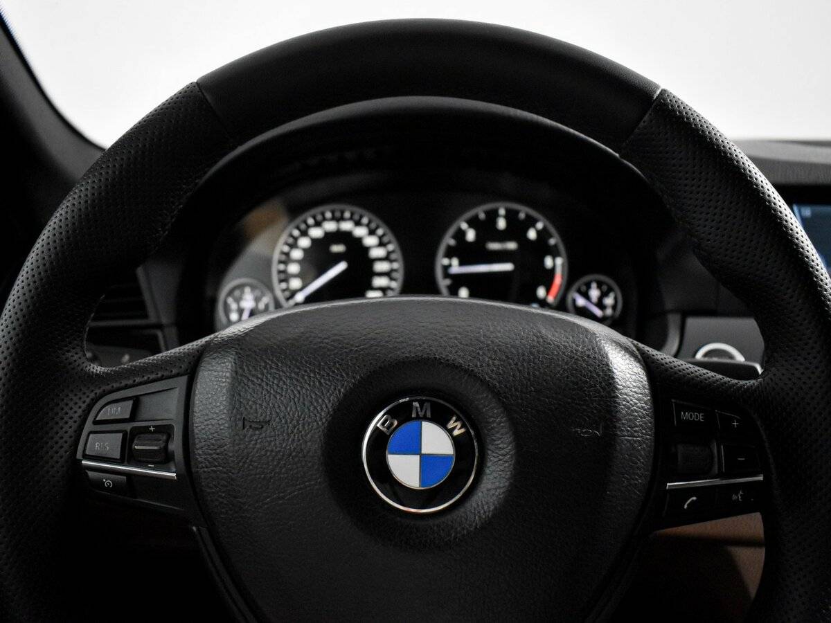 BMW 5 серии 2011 года с пробегом. Фото: #17