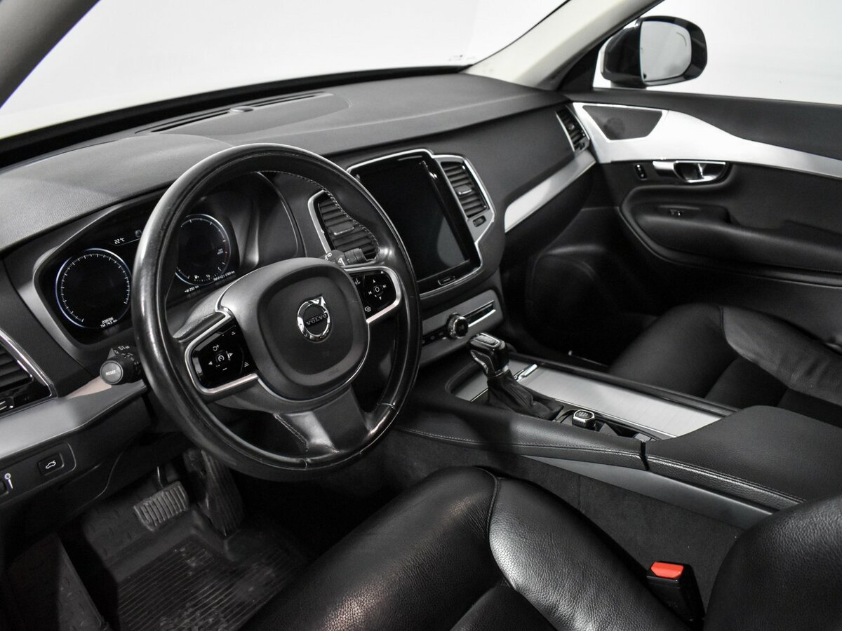 Volvo XC90 2019 года с пробегом. Фото: #6