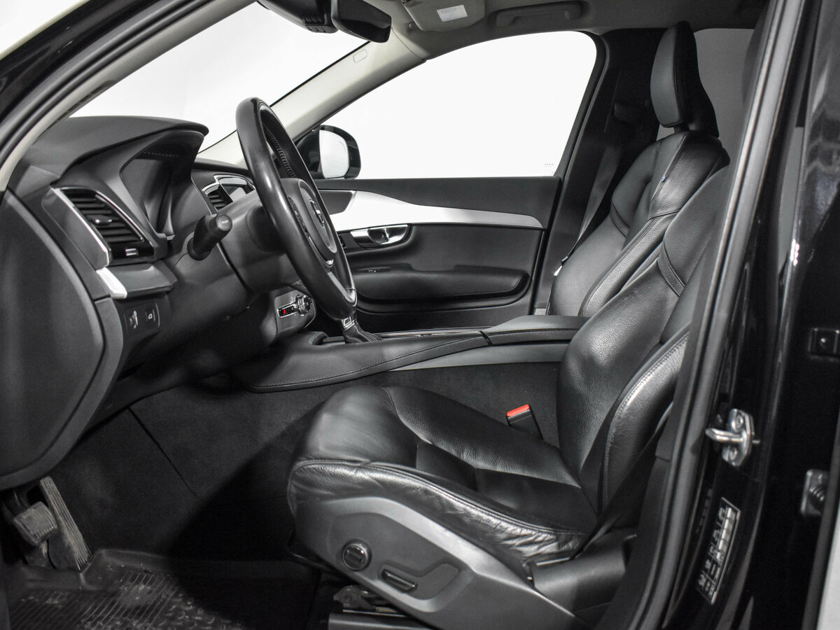 Volvo XC90 2019 года с пробегом. Фото: #8