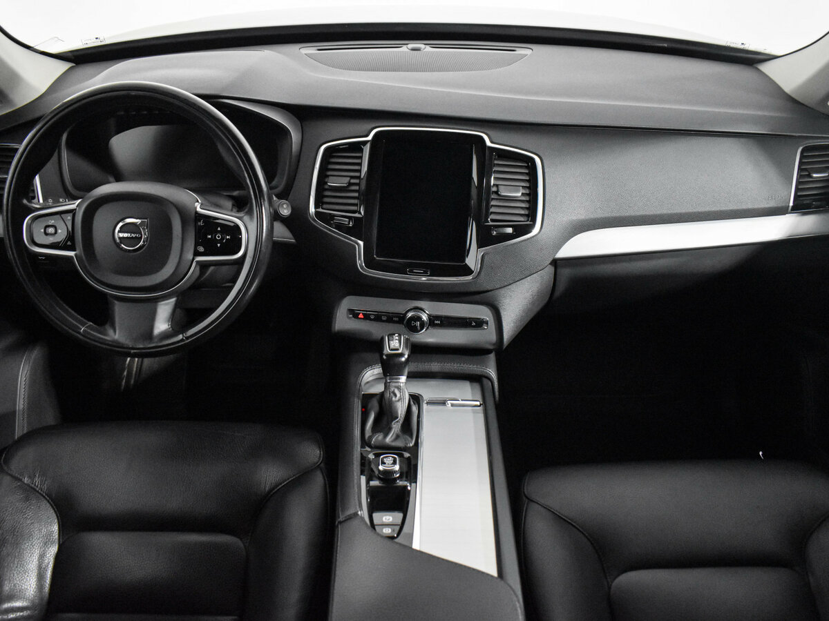 Volvo XC90 2019 года с пробегом. Фото: #10