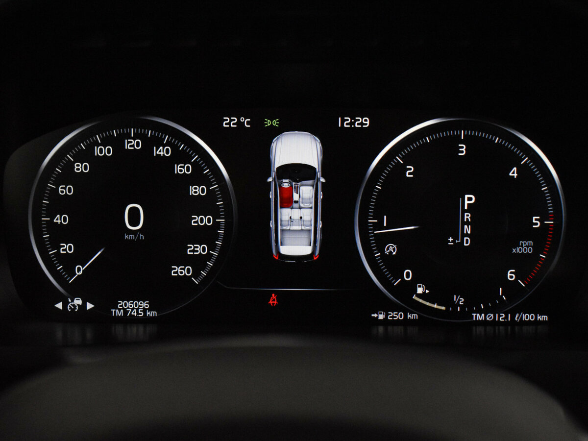 Volvo XC90 2019 года с пробегом. Фото: #16