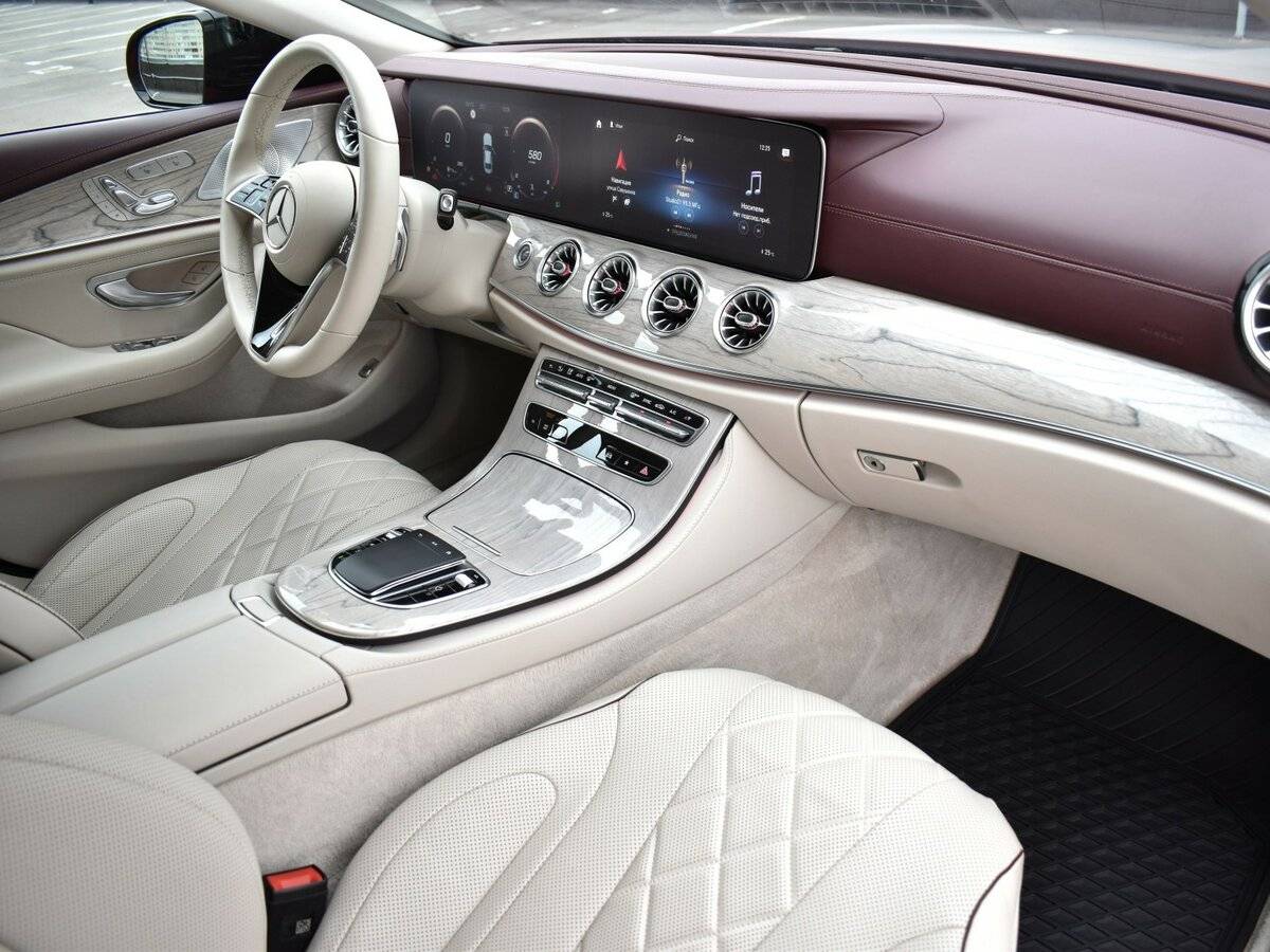 Mercedes-Benz CLS 2023 года с пробегом. Фото: #13