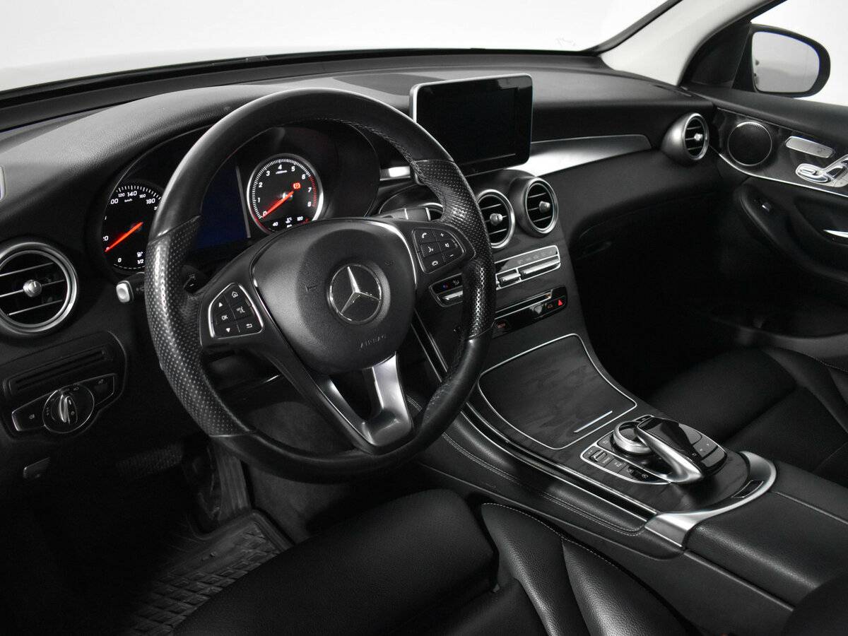 Mercedes-Benz GLC Coupe 2017 года с пробегом. Фото: #8