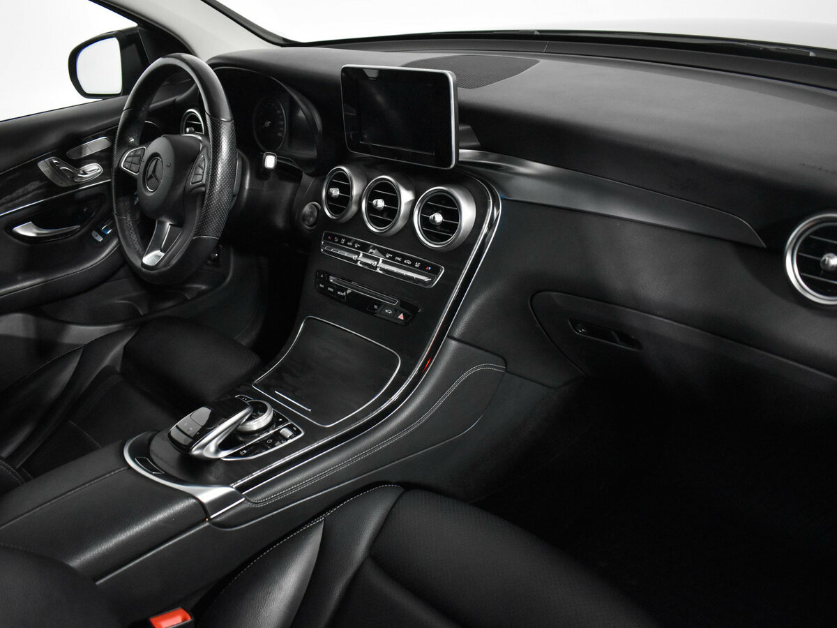 Mercedes-Benz GLC Coupe 2017 года с пробегом. Фото: #10