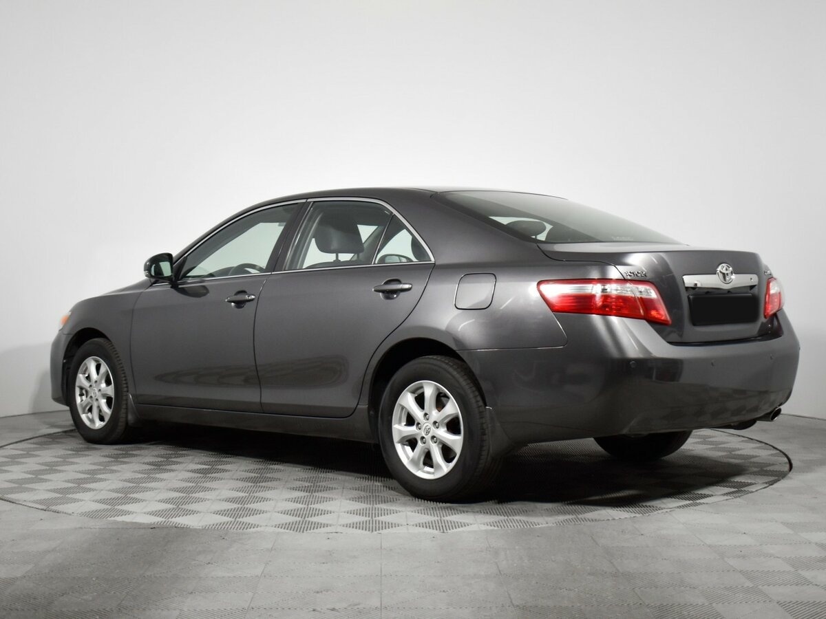 Toyota Camry 2010 года с пробегом. Фото: #6