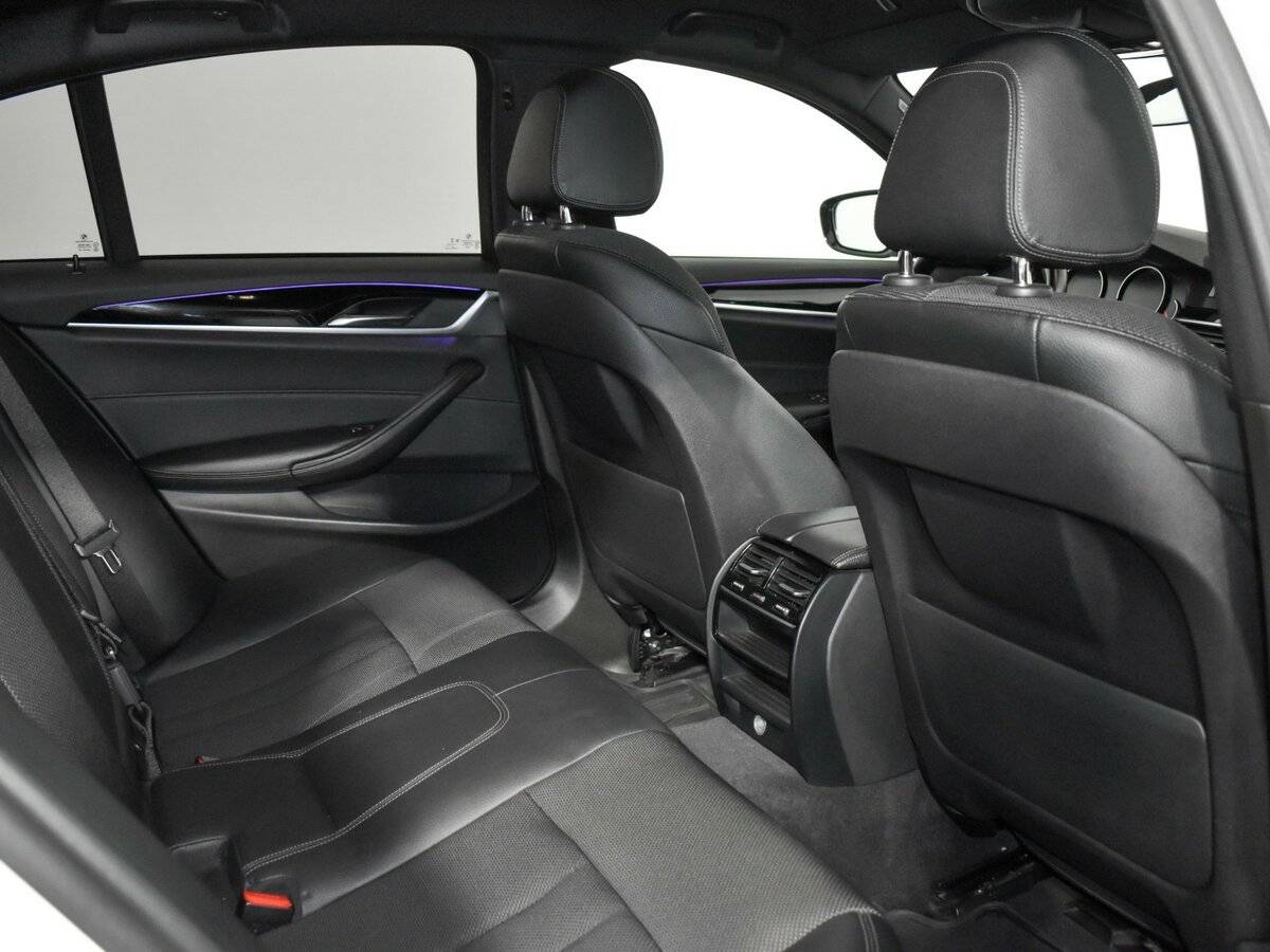 BMW 5 серии 2017 года с пробегом. Фото: #14