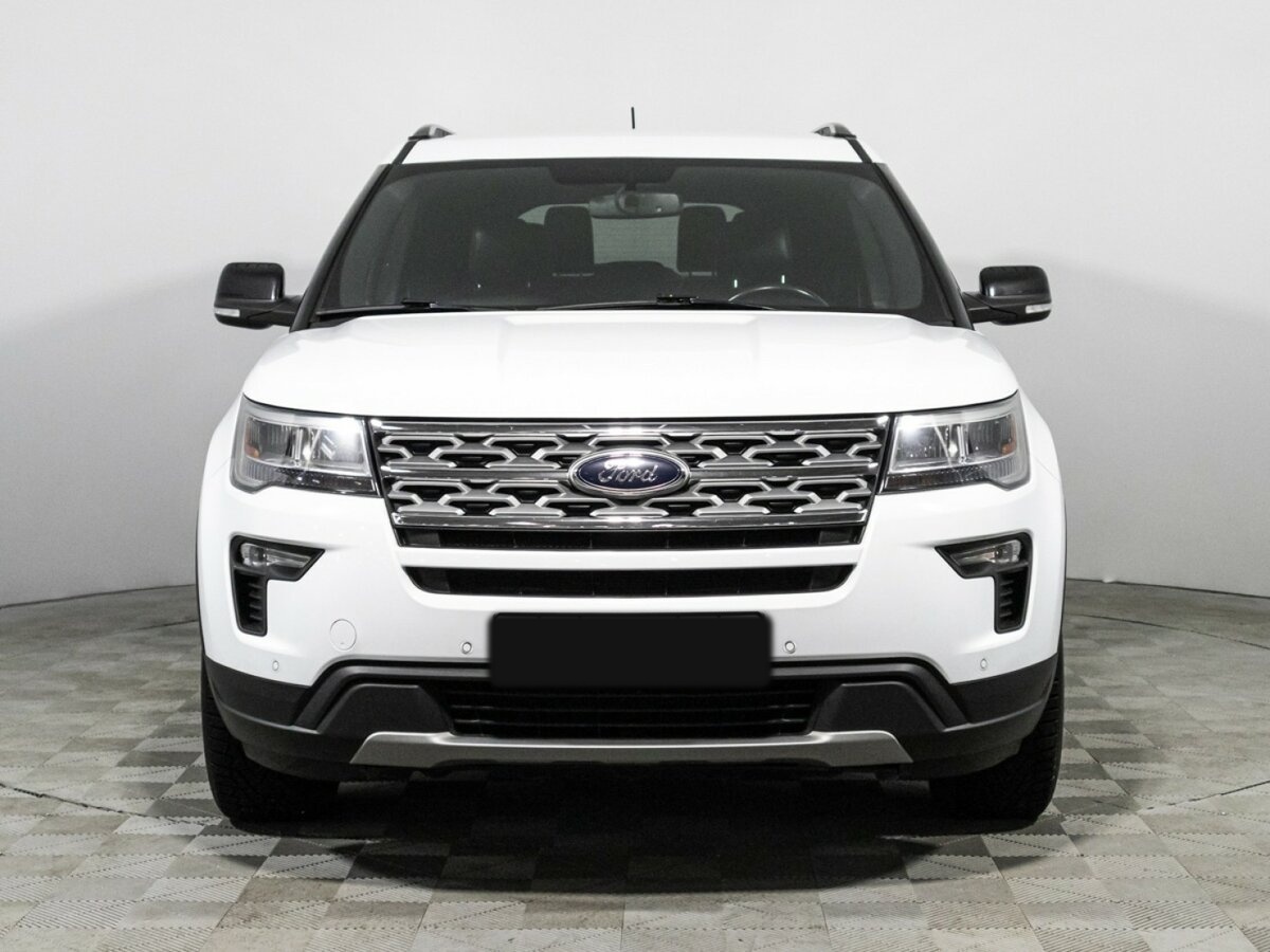 Ford Explorer 2019 года с пробегом. Фото: #1
