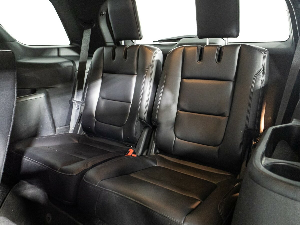 Ford Explorer 2019 года с пробегом. Фото: #19