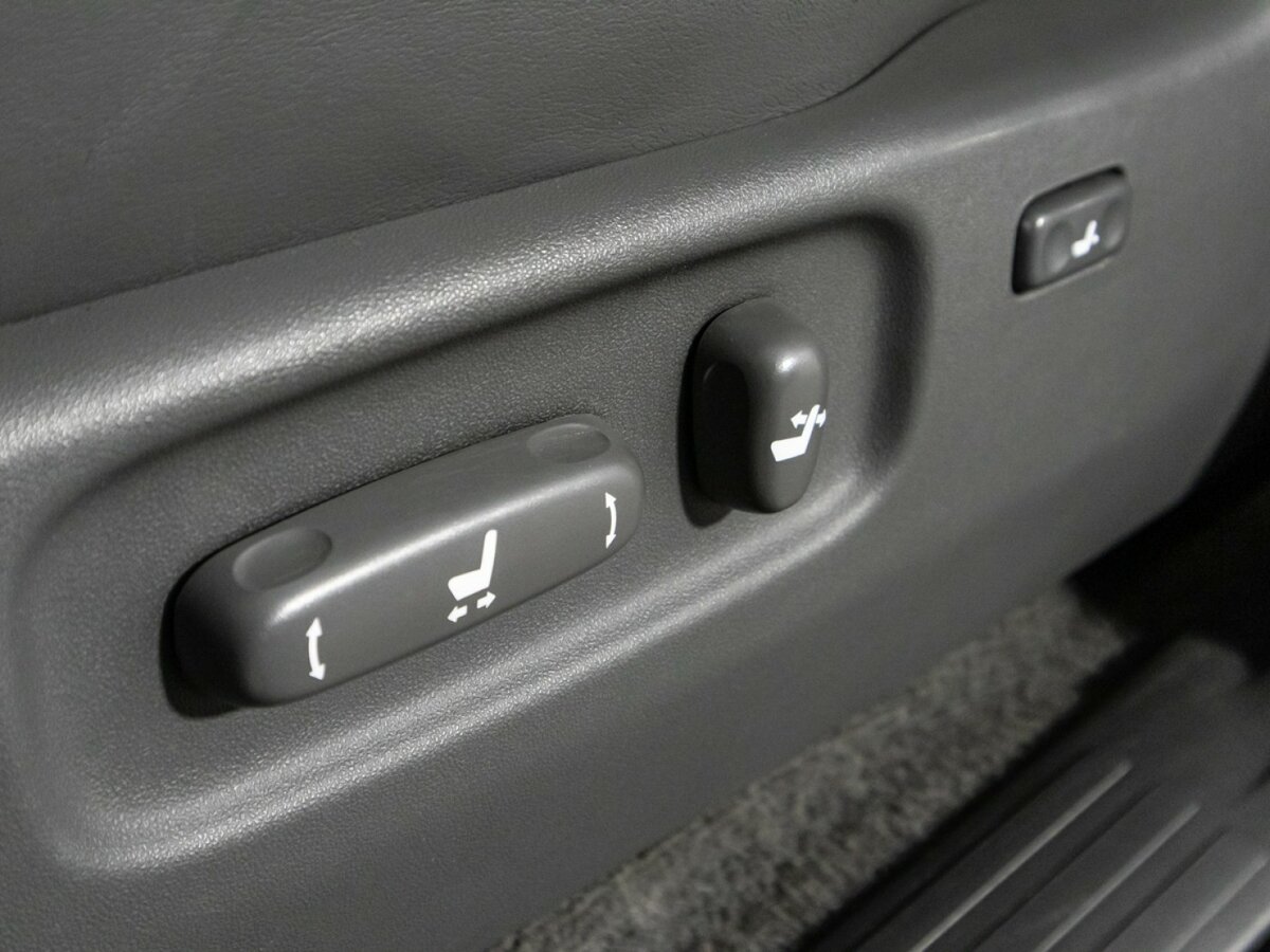 Toyota Land Cruiser Prado 2007 года с пробегом. Фото: #18