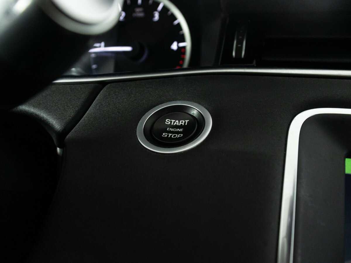 Land Rover Range Rover Evoque 2020 года с пробегом. Фото: #19