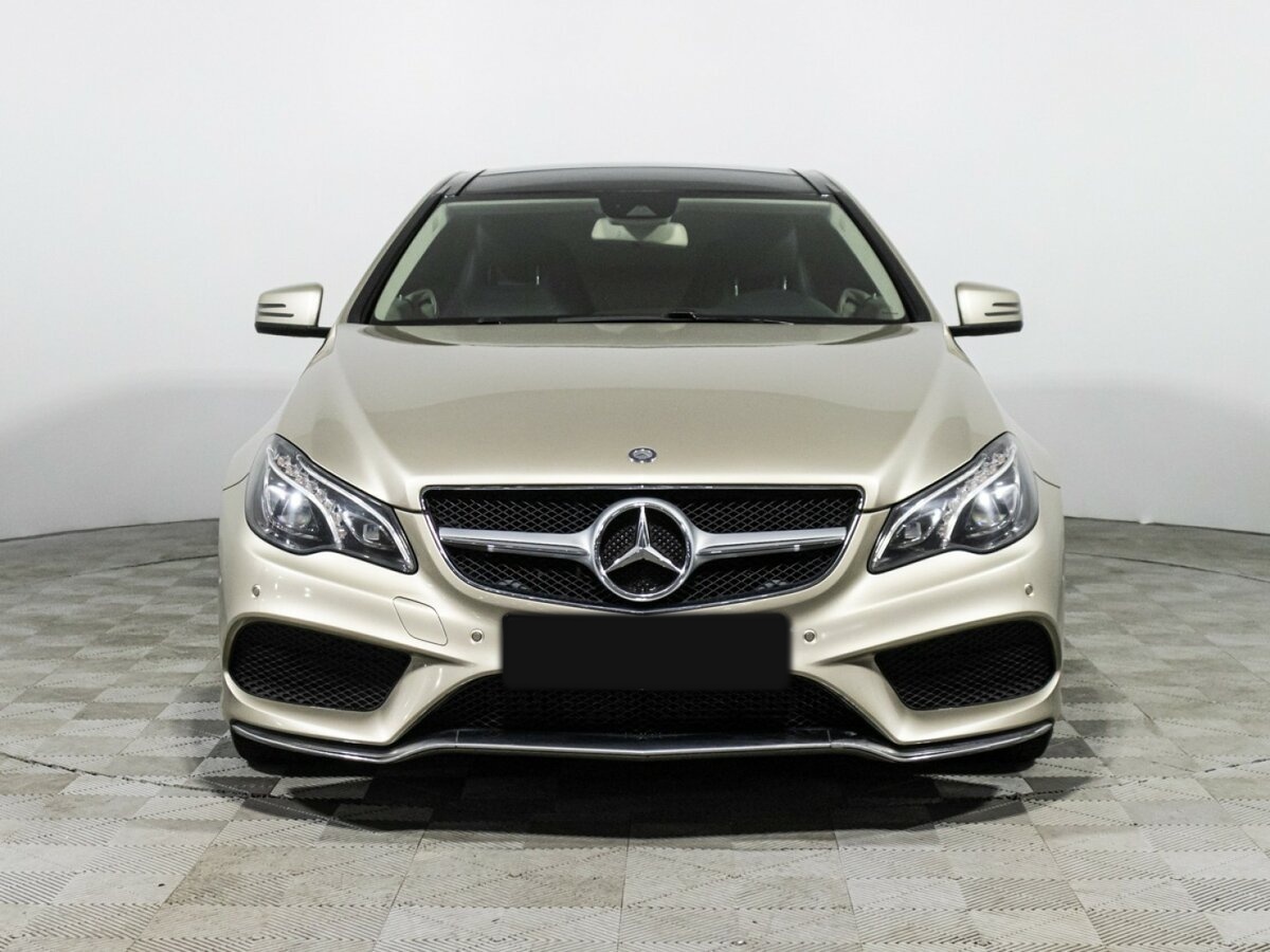 Mercedes-Benz E-Класс 2014 года с пробегом. Фото: #1