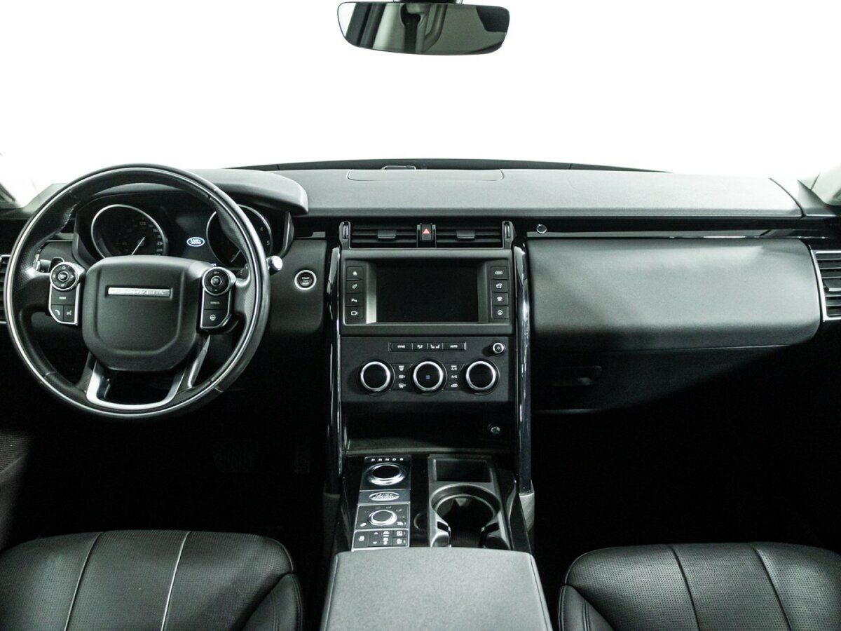 Land Rover Discovery 2017 года с пробегом. Фото: #12