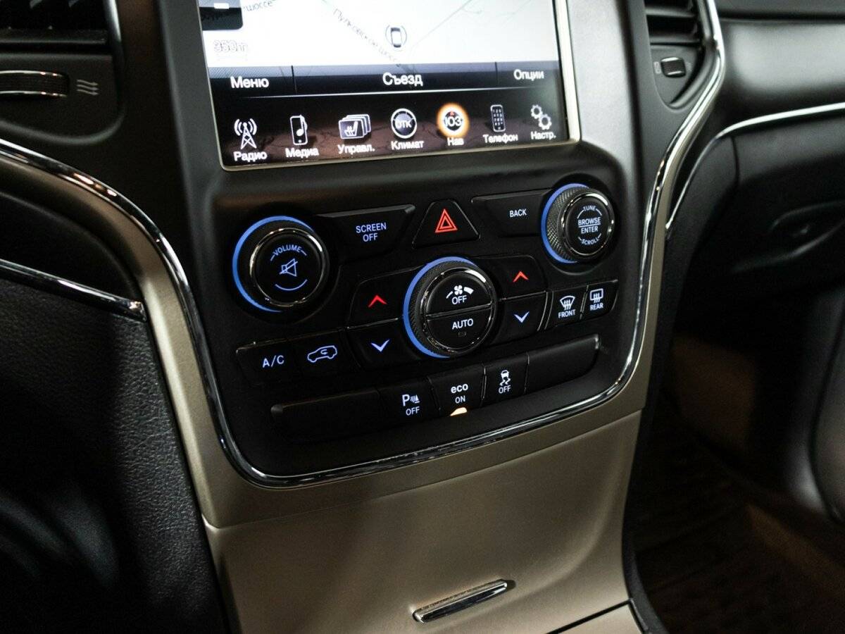 Jeep Grand Cherokee 2015 года с пробегом. Фото: #18