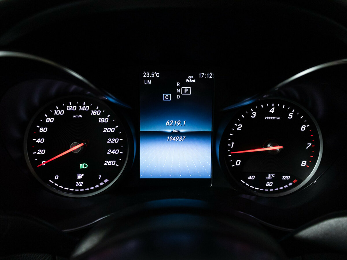 Mercedes-Benz C-Класс 2018 года с пробегом. Фото: #11