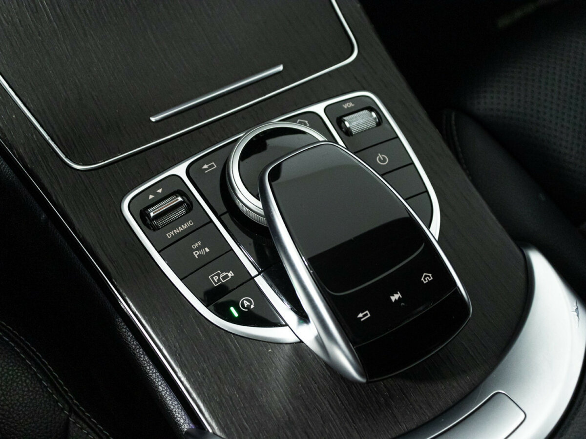 Mercedes-Benz C-Класс 2018 года с пробегом. Фото: #17