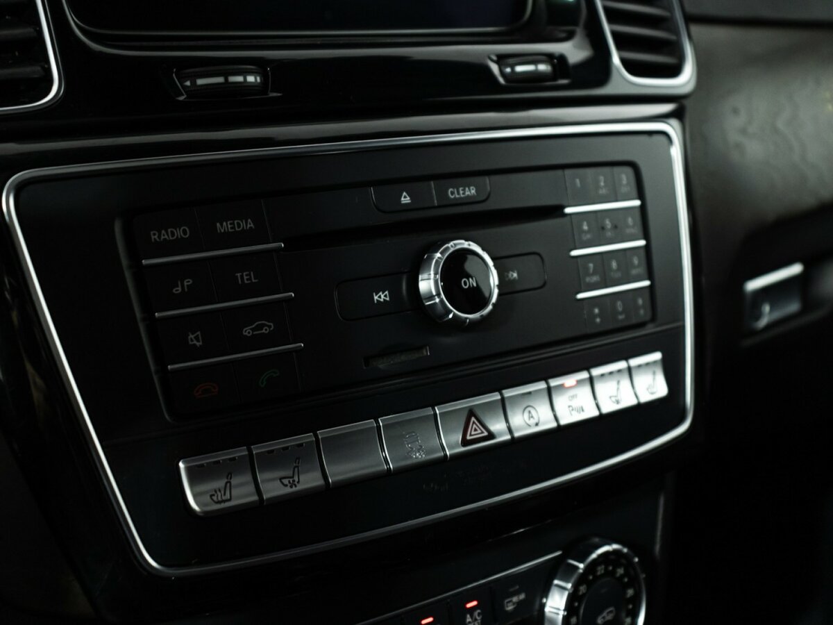 Mercedes-Benz GLS 2017 года с пробегом. Фото: #17