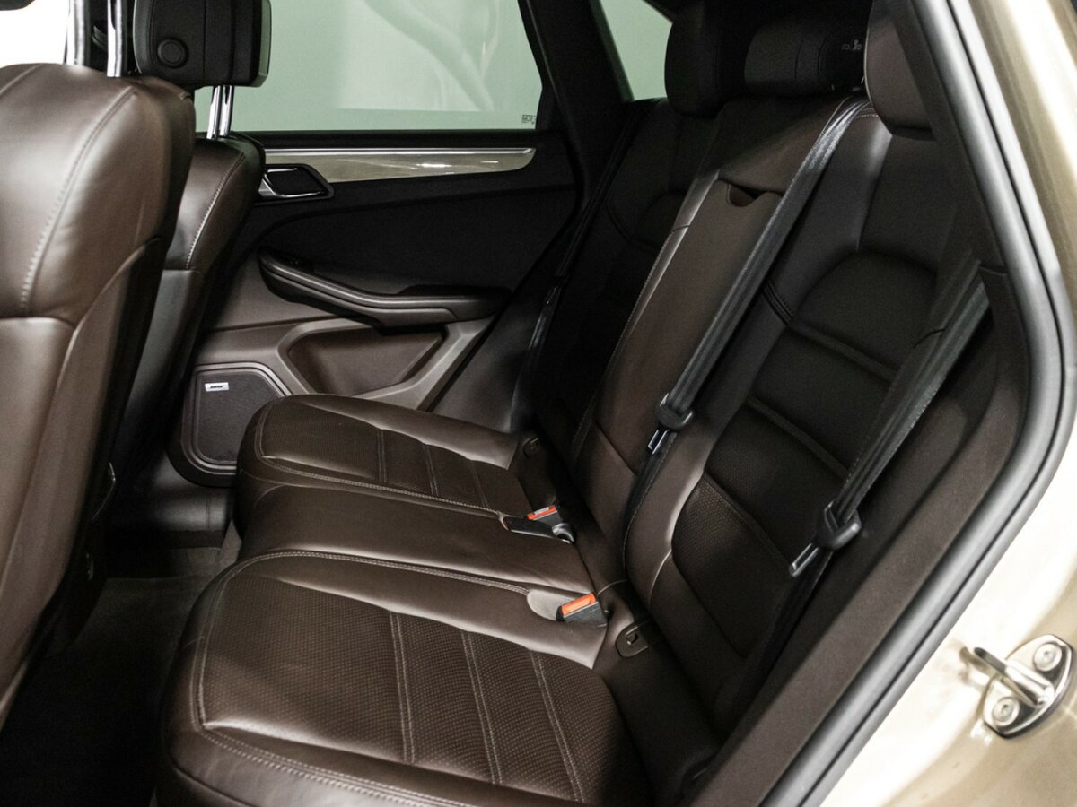 Porsche Macan 2016 года с пробегом. Фото: #9