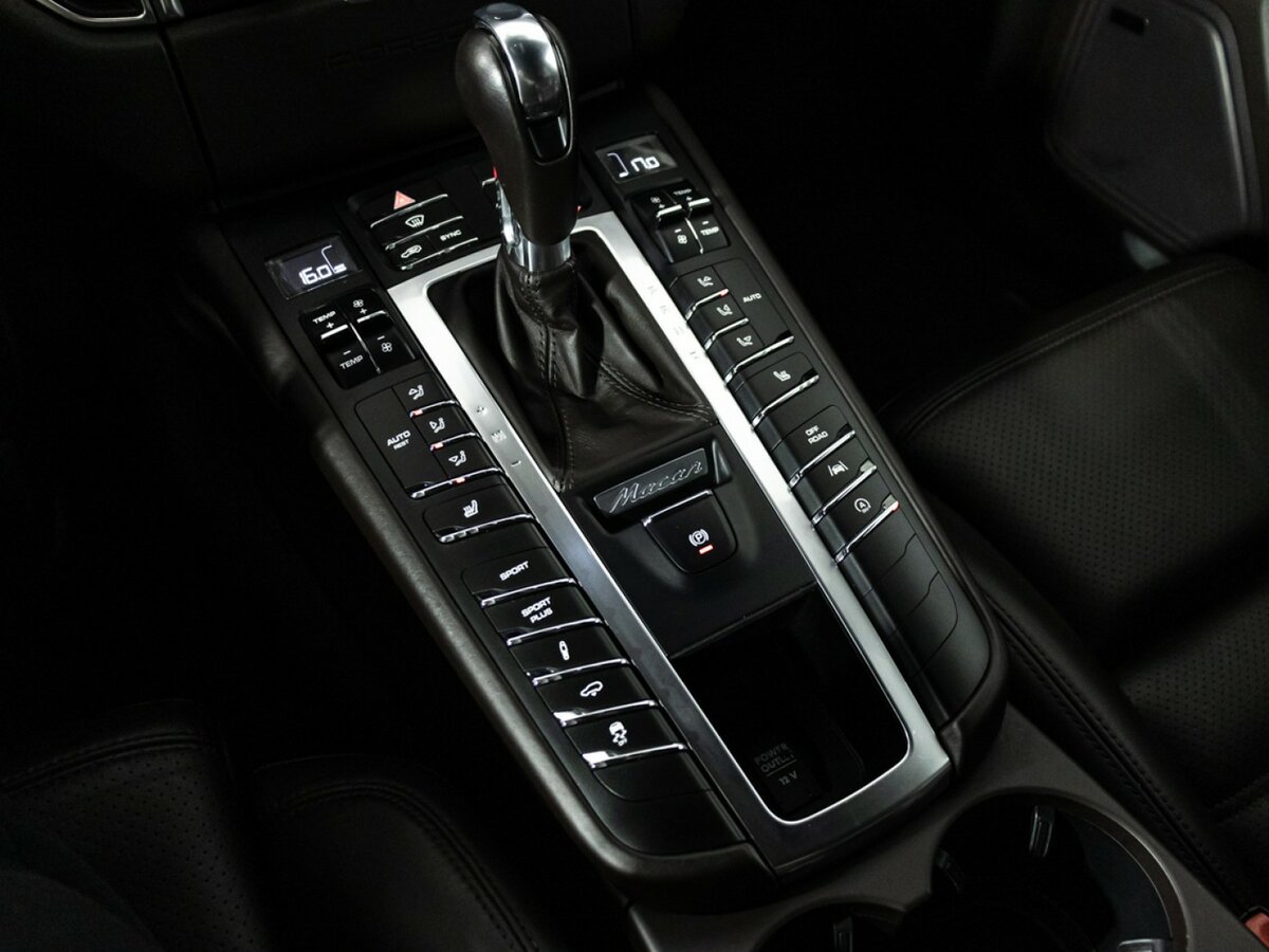 Porsche Macan 2016 года с пробегом. Фото: #18