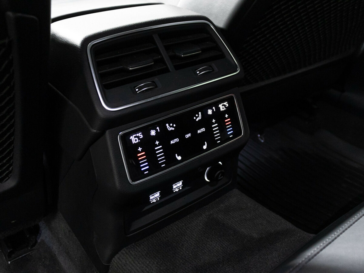 Audi A6 2018 года с пробегом. Фото: #19