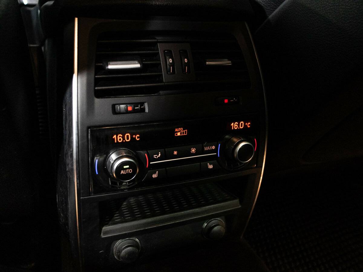 BMW 5 серии 2011 года с пробегом. Фото: #15