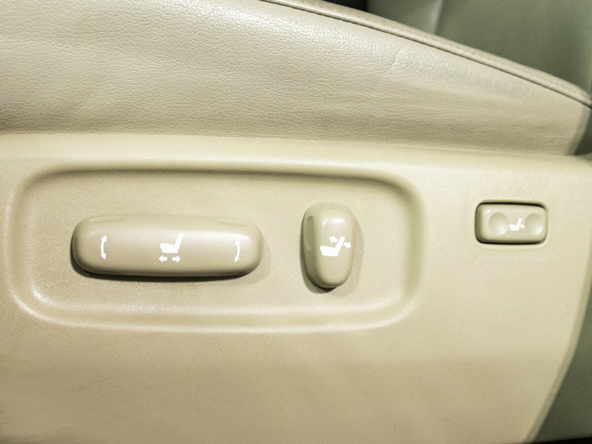 Toyota Land Cruiser 2009 года с пробегом. Фото: #12