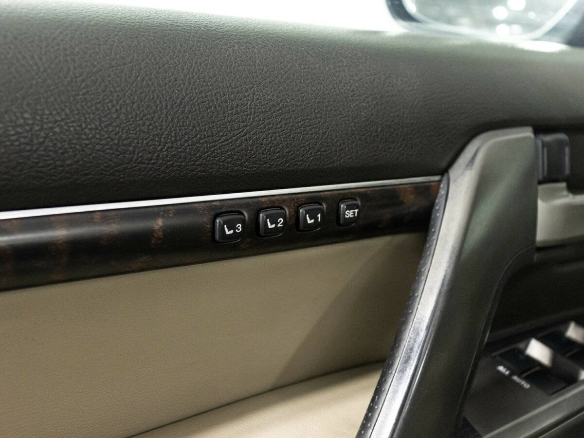 Toyota Land Cruiser 2009 года с пробегом. Фото: #13