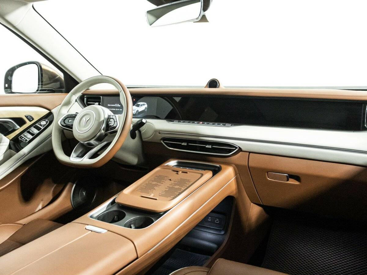 Voyah Free 2023 года с пробегом. Фото: #8