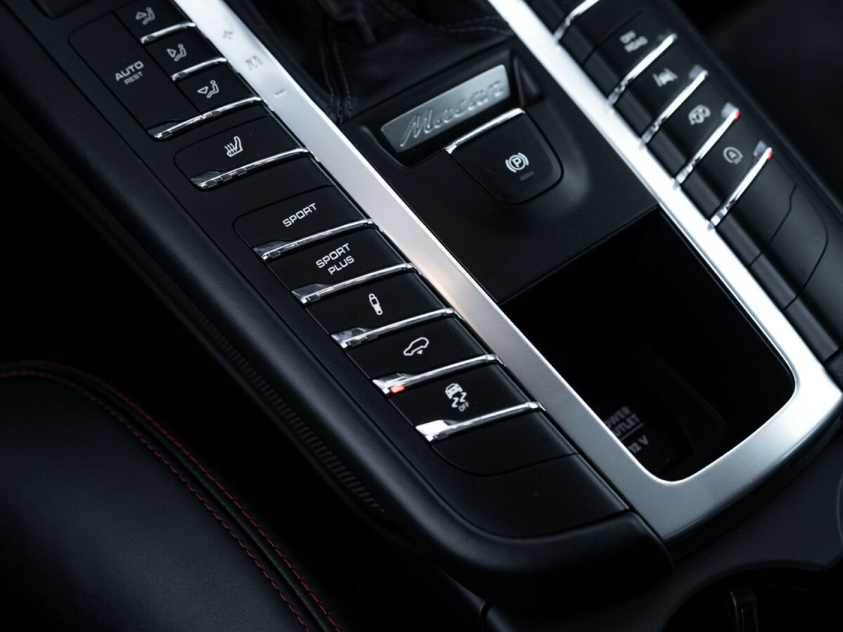 Porsche Macan 2016 года с пробегом. Фото: #21