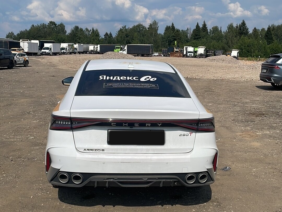 Chery Arrizo 8 2024 года с пробегом. Фото: #5