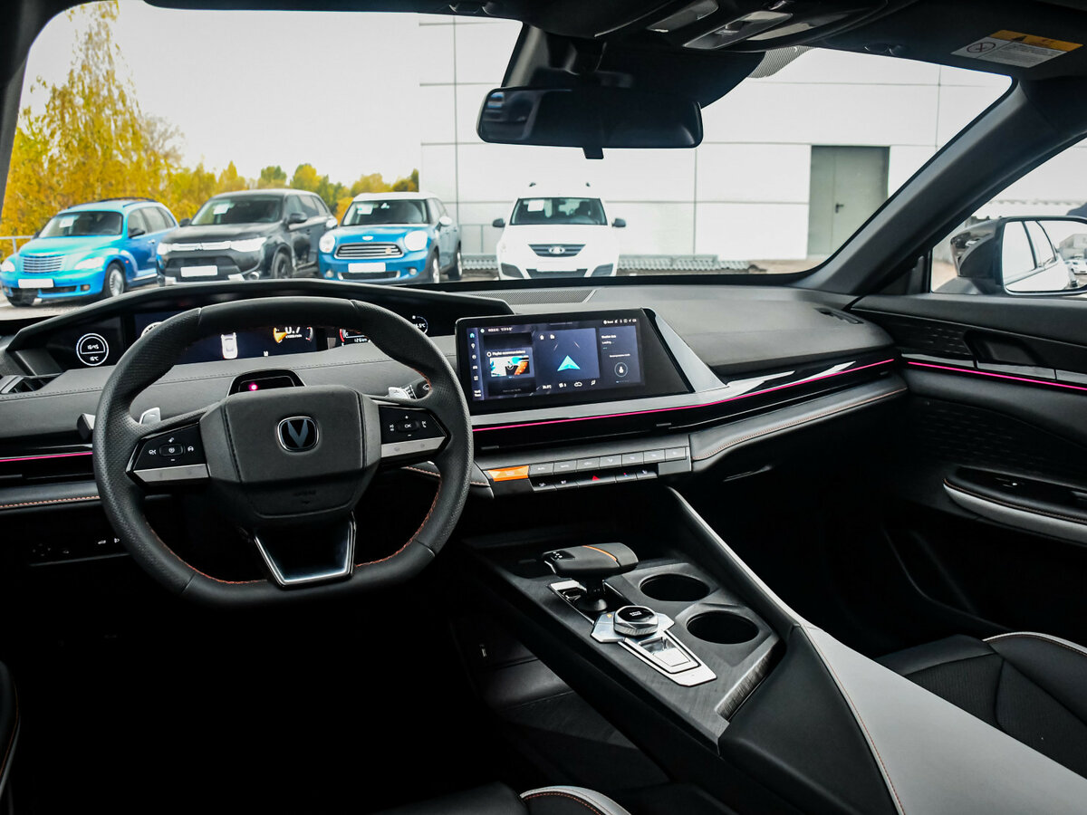 Changan UNI-V 2024 года с пробегом. Фото: #11