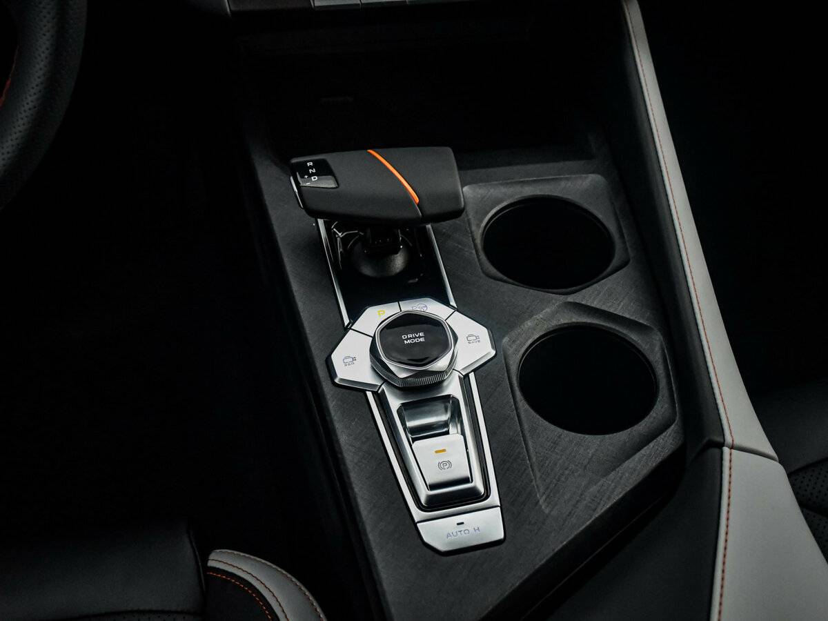 Changan UNI-V 2024 года с пробегом. Фото: #15