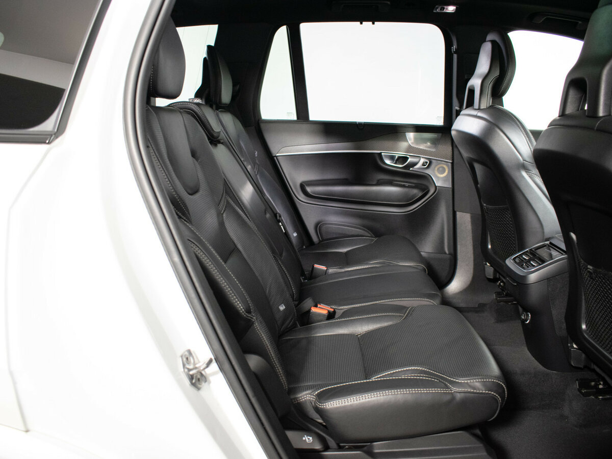 Volvo XC90 2019 года с пробегом. Фото: #12