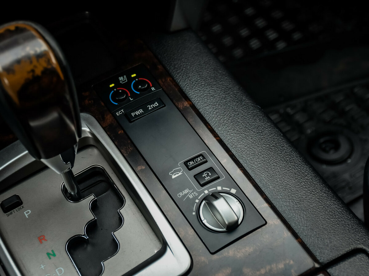 Toyota Land Cruiser 2012 года с пробегом. Фото: #17