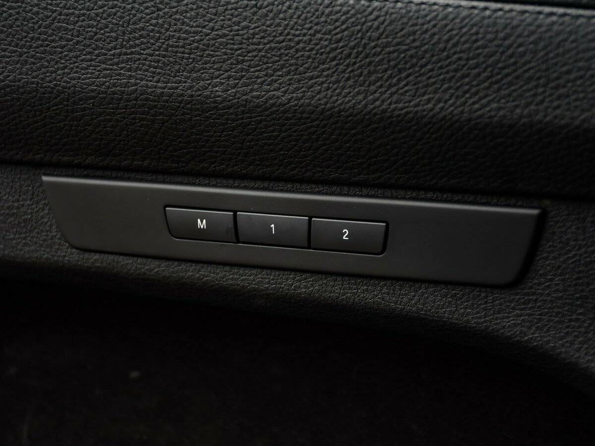 BMW 5 серии 2014 года с пробегом. Фото: #15