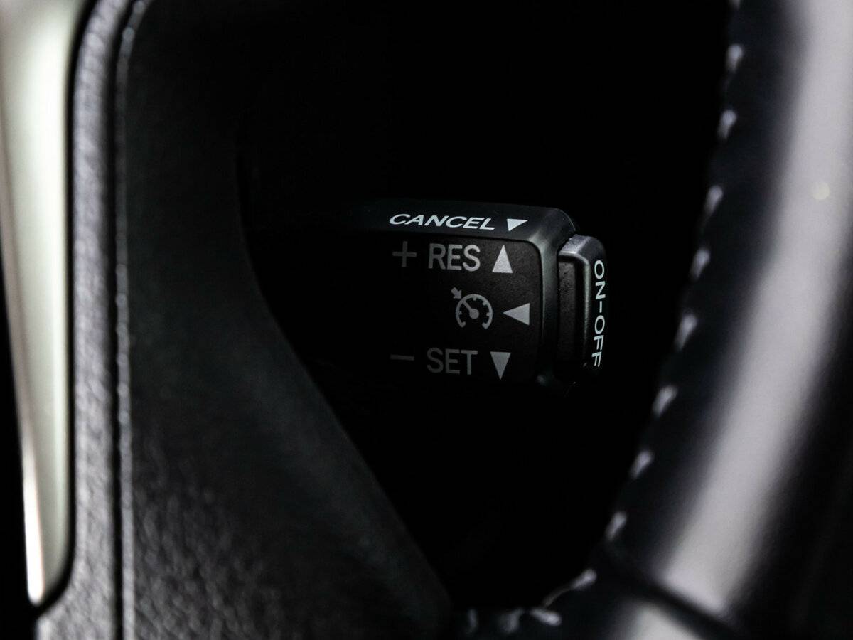 Toyota Land Cruiser Prado 2021 года с пробегом. Фото: #17