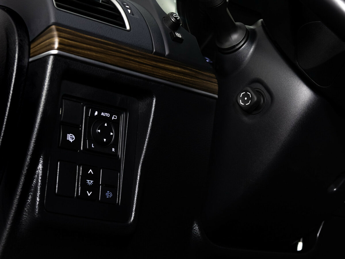 Toyota Land Cruiser Prado 2021 года с пробегом. Фото: #18