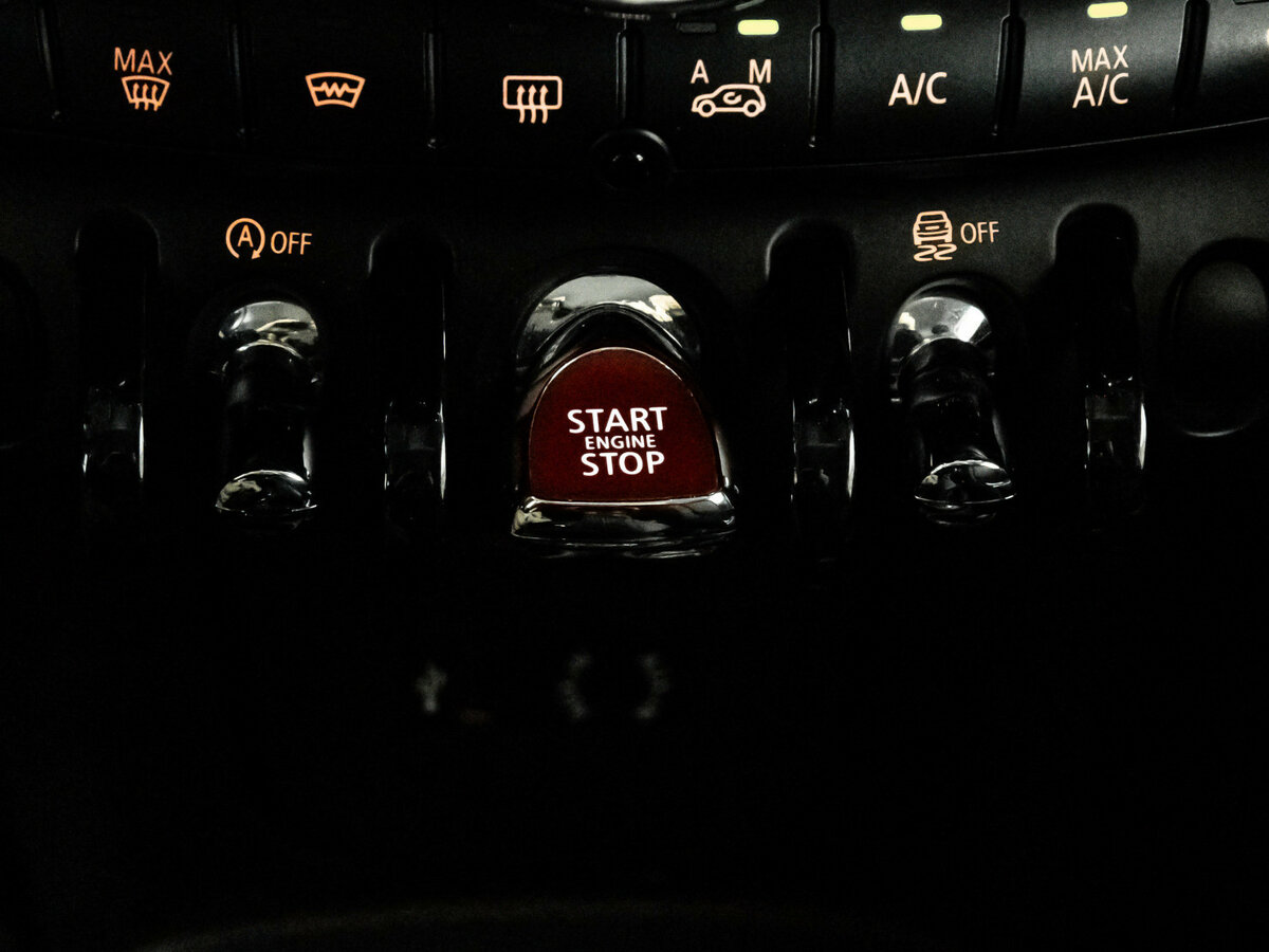 Mini Hatch 2015 года с пробегом. Фото: #12