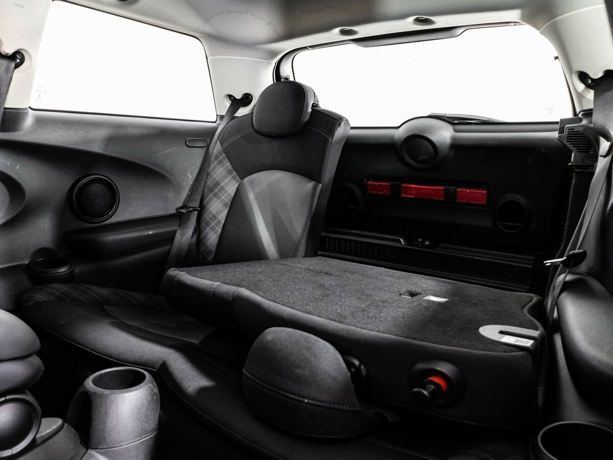 Mini Hatch 2015 года с пробегом. Фото: #18