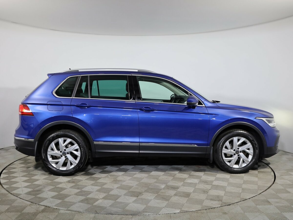 Volkswagen Tiguan 2021 года с пробегом. Фото: #3