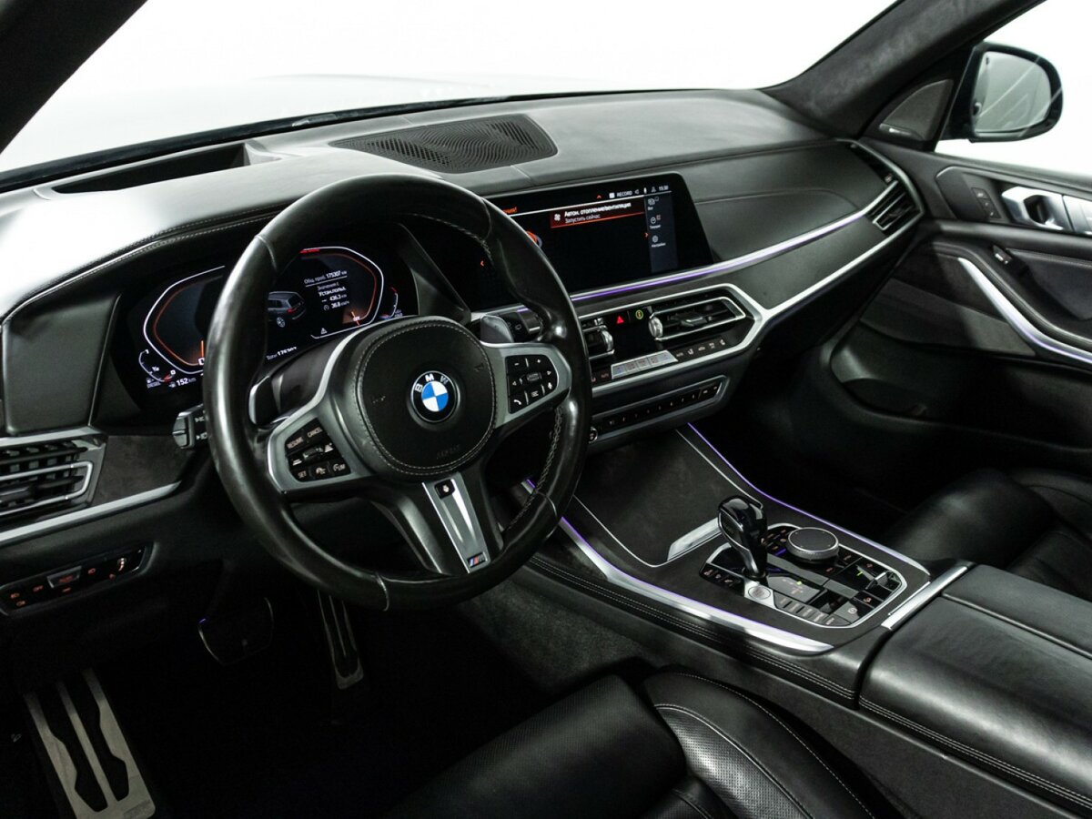 BMW X7 2021 года с пробегом. Фото: #8