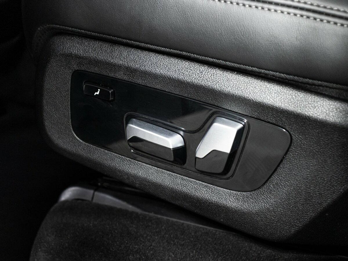 BMW X7 2021 года с пробегом. Фото: #17