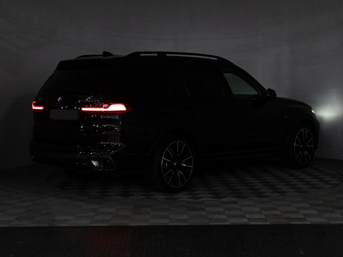 BMW X7 2021 года с пробегом. Фото: #35