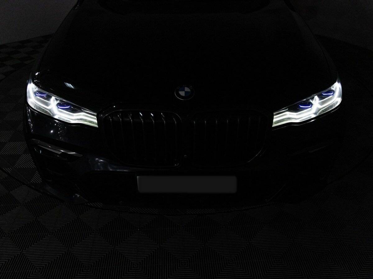 BMW X7 2021 года с пробегом. Фото: #36