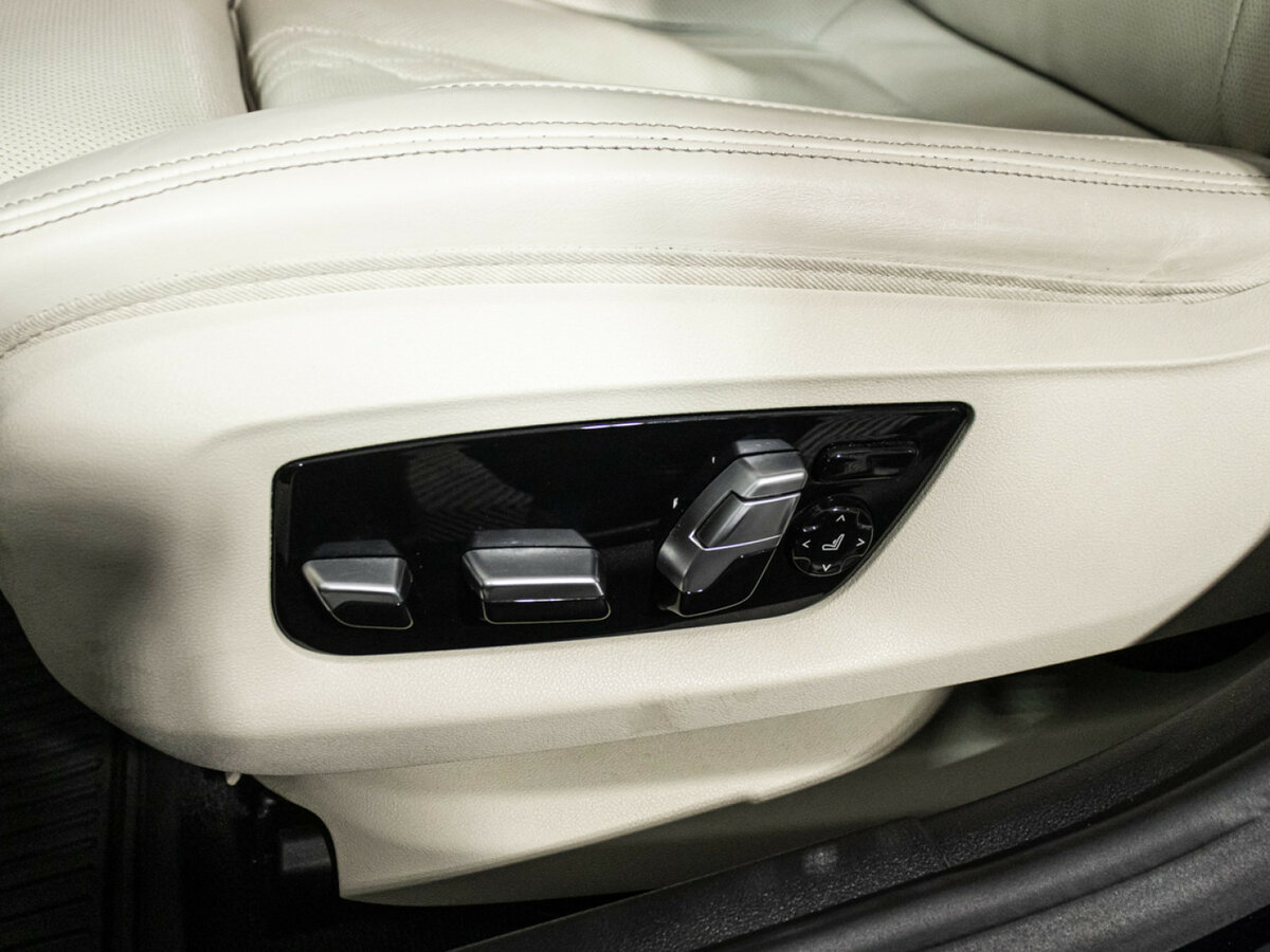 BMW 5 серии 2019 года с пробегом. Фото: #13