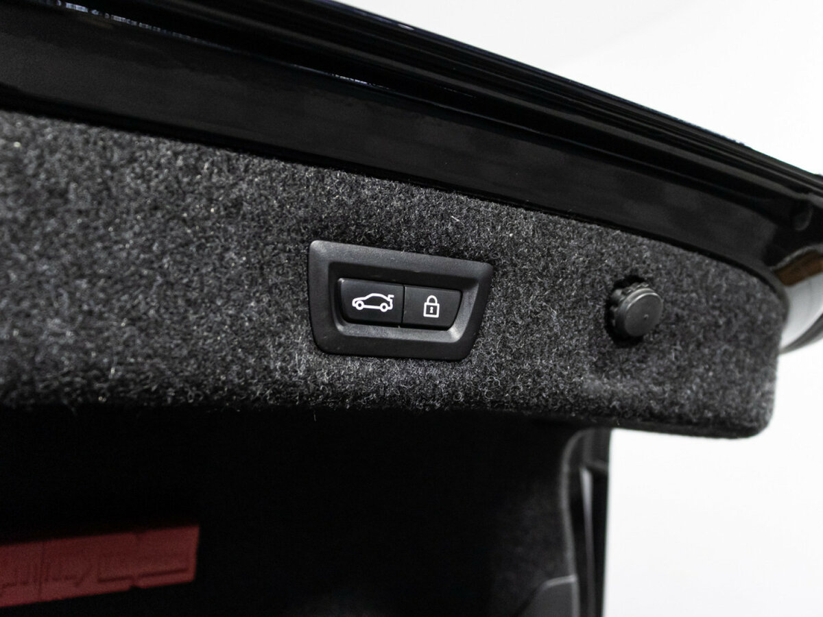 BMW 5 серии 2019 года с пробегом. Фото: #23