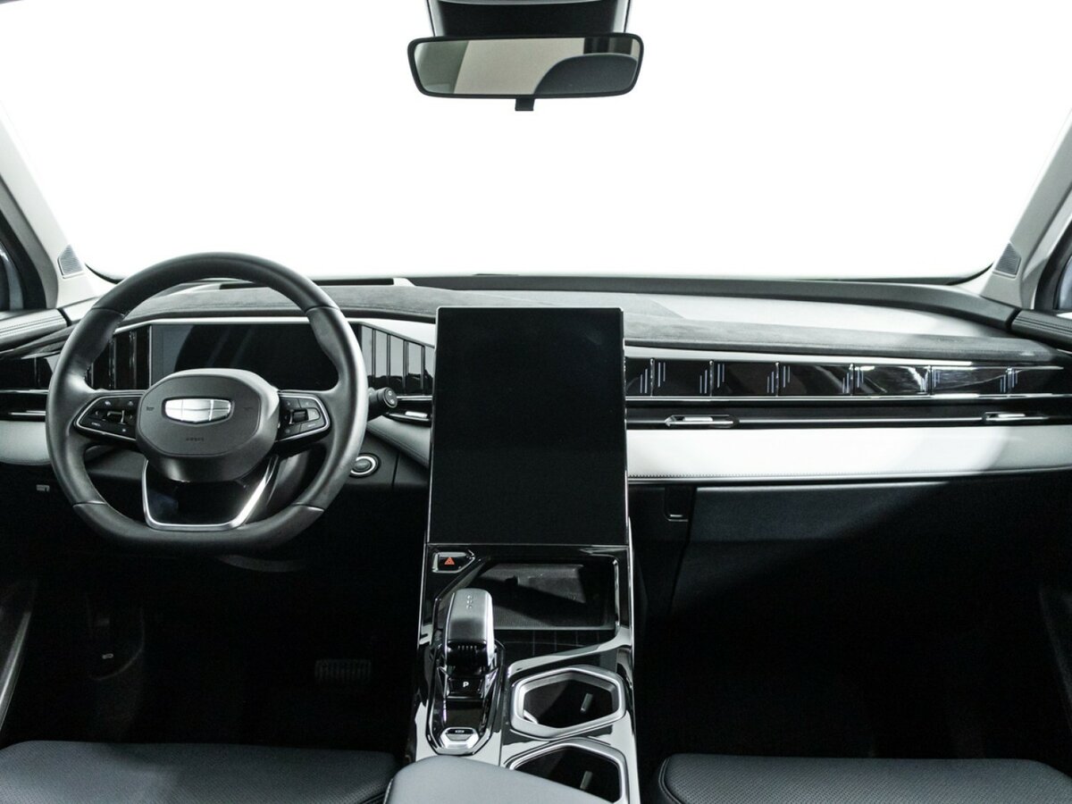 Geely Atlas 2024 года с пробегом. Фото: #12