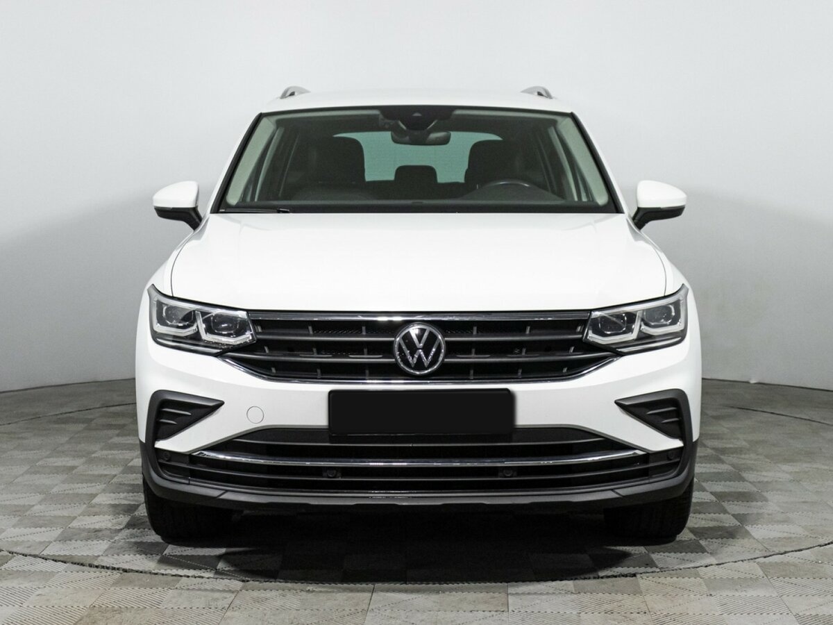 Volkswagen Tiguan 2021 года с пробегом. Фото: #1