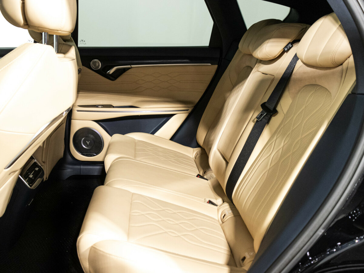 Voyah Free 2023 года с пробегом. Фото: #9