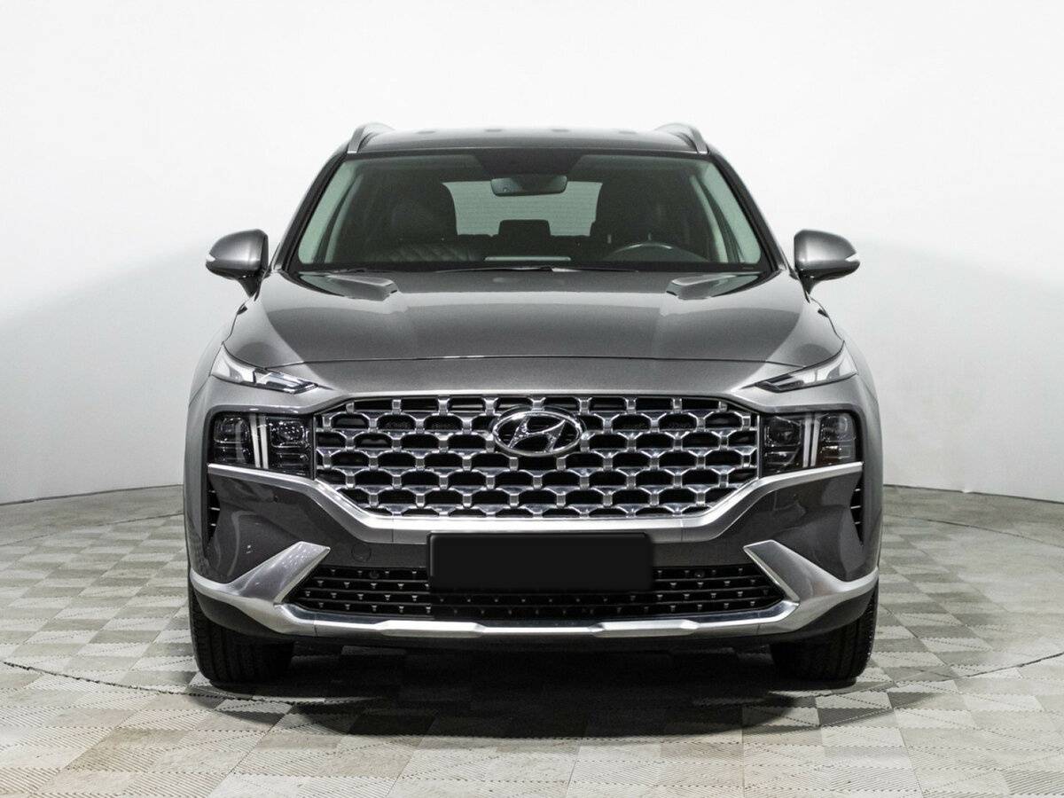 Hyundai Santa Fe 2021 года с пробегом. Фото: #1